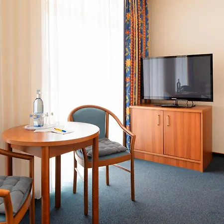 Отель Selliner Hof Зеллин